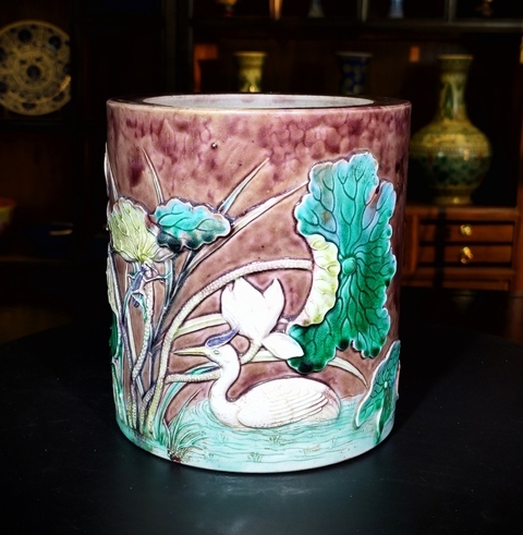 古玩陶瓷民國·素三彩堆塑一路連科紋筆筒拍賣，當前價格6600元