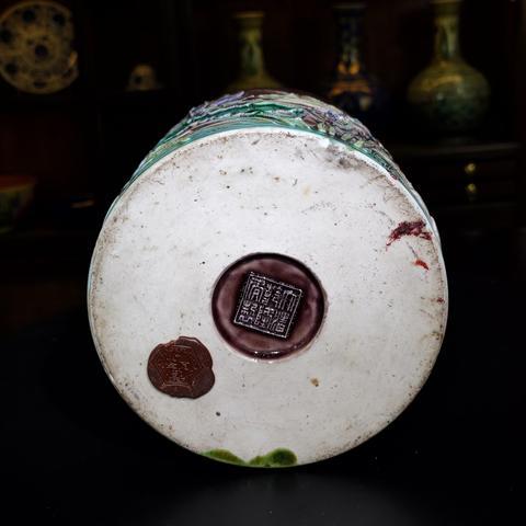 古玩陶瓷民國·素三彩堆塑一路連科紋筆筒拍賣，當前價格6600元