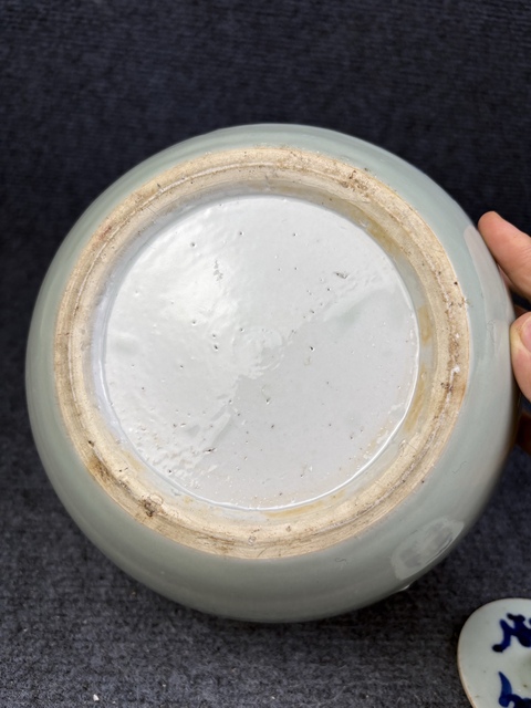 古玩陶瓷豆青釉青花加白鳳穿牡丹紋西瓜罐拍賣，當(dāng)前價格5588元
