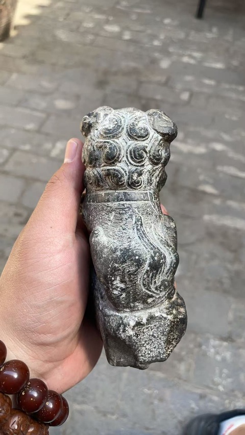 古玩雜項青石獅真品鑒賞圖