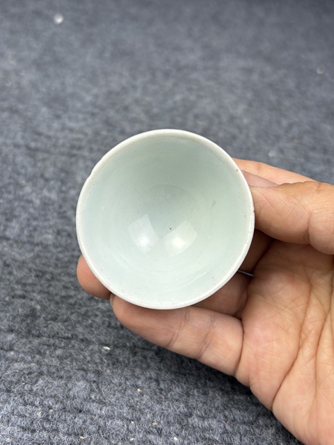 古玩陶瓷青花纏枝花卉紋小杯拍賣，當前價格588元