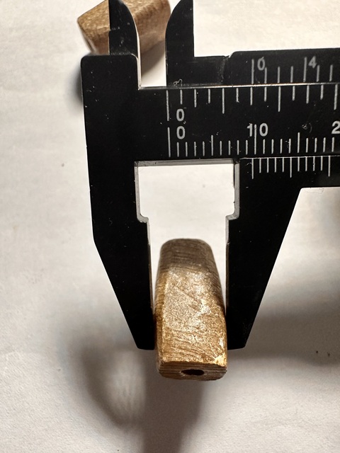 古玩玉器戰國素紋勒子一對拍賣,當前價格30元