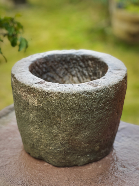 古玩雜項清代雕花石臼拍賣,當前價格2000元