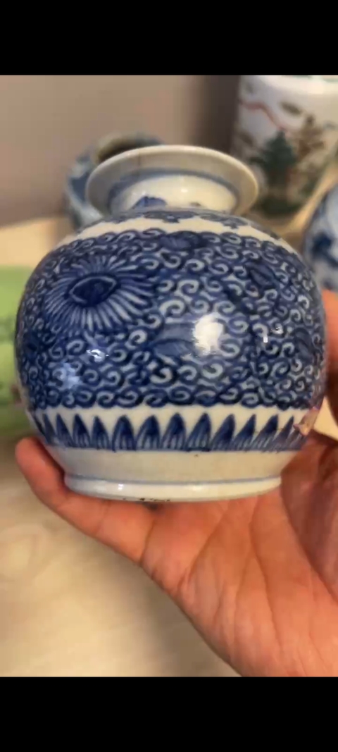 古玩陶瓷青花瓶真品鑒賞圖