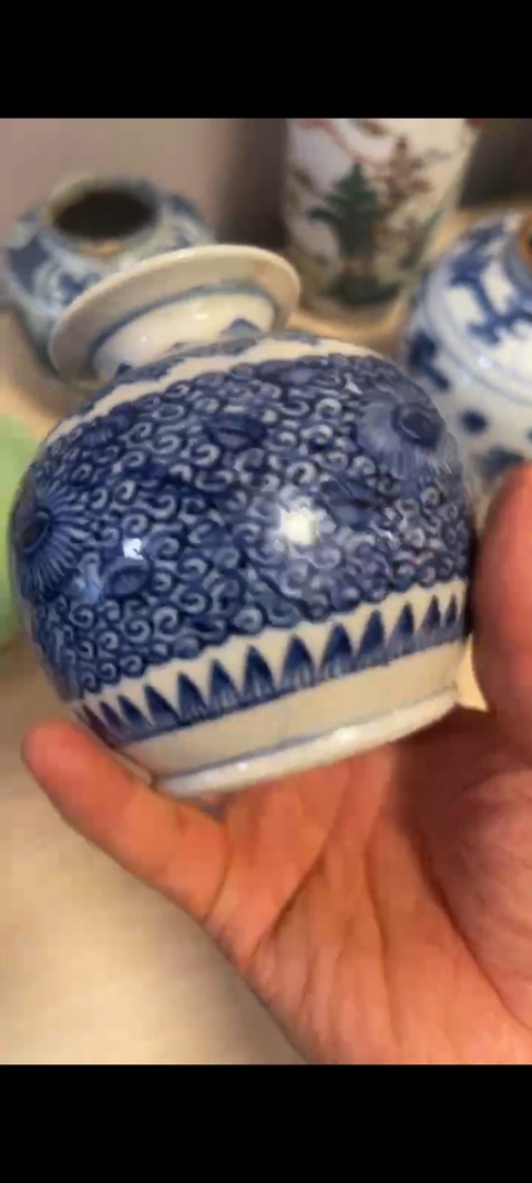 古玩陶瓷青花瓶真品鑒賞圖