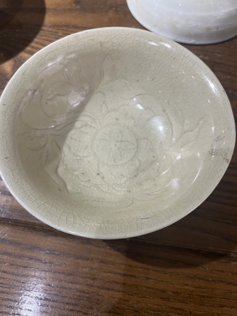 古玩陶瓷青白釉刻花碗真品鑒賞圖