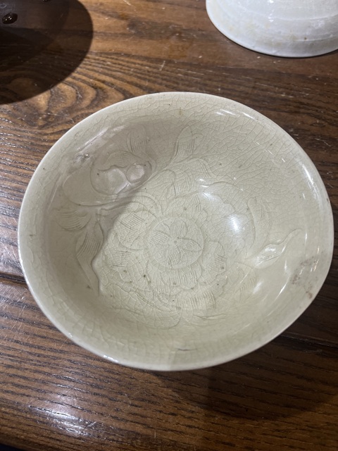 古玩陶瓷青白釉刻花碗真品鑒賞圖