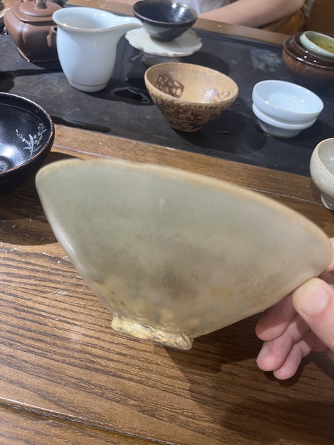 古玩陶瓷耀州窯青釉茶盞真品鑒賞圖