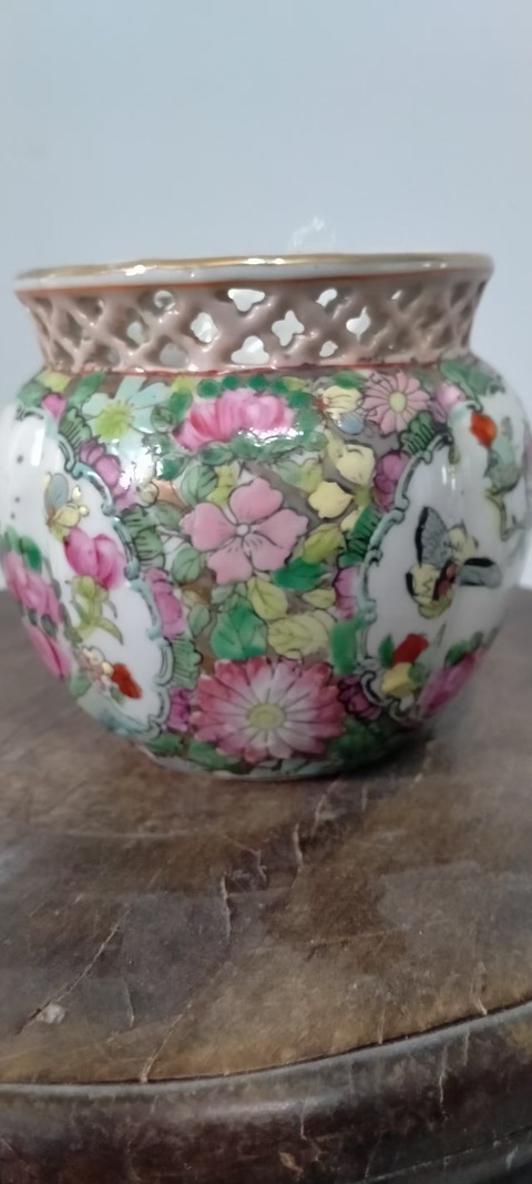 古玩陶瓷清康熙青花五彩描金花卉盤拍賣,當(dāng)前價(jià)格888元
