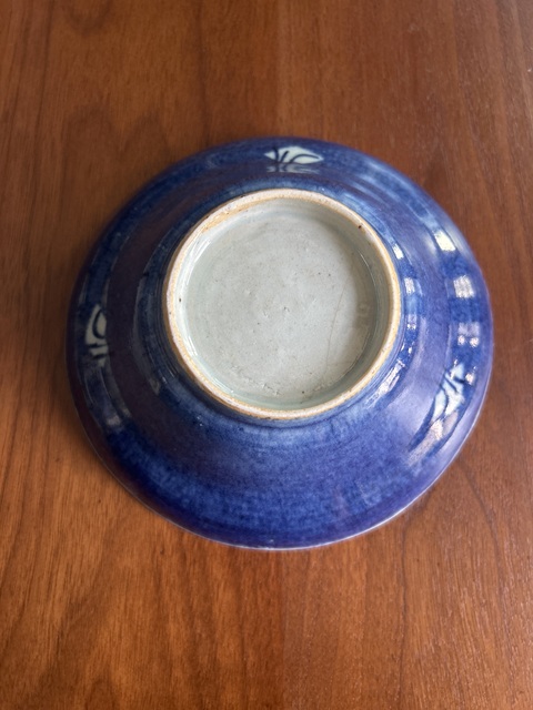 古玩陶瓷清康熙·灑藍開窗斗笠碗拍賣，當前價格500元