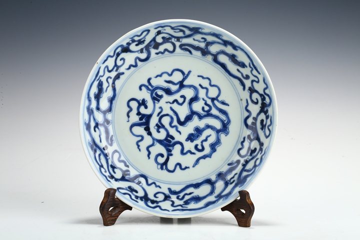 古玩陶瓷雍正·青花夔龍紋盤真品鑒賞圖