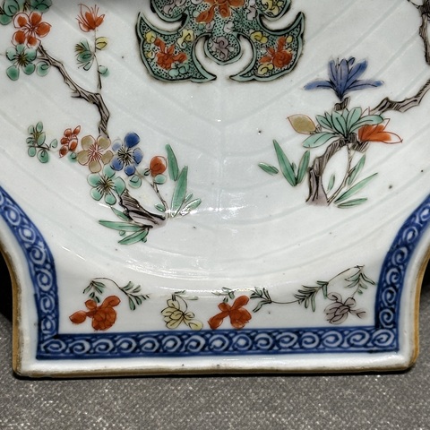 古玩陶瓷青花五彩貝殼盤真品鑒賞圖