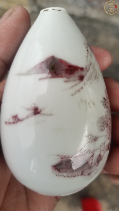 古玩陶瓷釉里紅山水人物鼻煙壺真品鑒賞圖