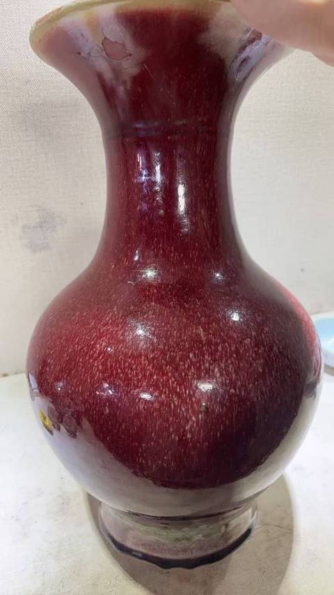 古玩陶瓷郎紅釉瓶真品鑒賞圖