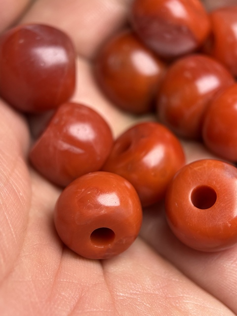 古玩玉器藏傳南紅珠子真品鑒賞圖