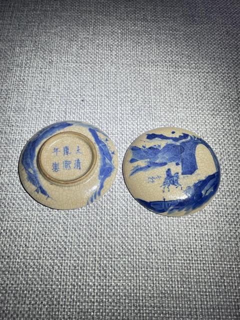 古玩陶瓷煨瓷青花山水人物印盒拍賣，當(dāng)前價(jià)格3800元