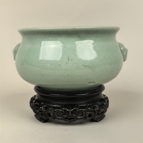 古玩陶瓷清 青釉獸耳爐拍賣，當(dāng)前價(jià)格5000元