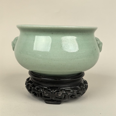 古玩陶瓷清 青釉獸耳爐拍賣，當(dāng)前價(jià)格5000元