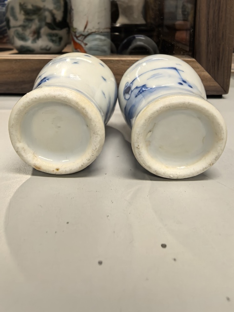 古玩陶瓷青花山水紋蓋瓶真品鑒賞圖