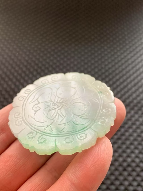 古玩玉器清代翡翠雕“福壽將軍扣”拍賣，當前價格13000元