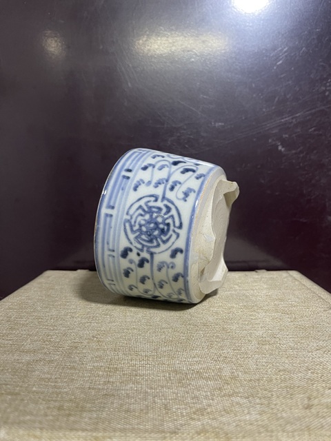 古玩陶瓷青花香爐真品鑒賞圖