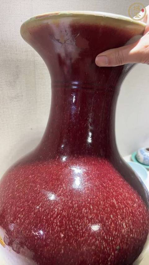 古玩陶瓷郎紅釉撇口瓶真品鑒賞圖