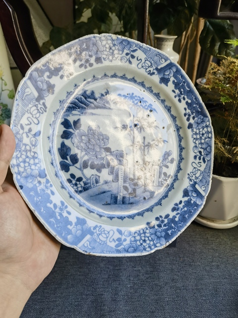 古玩陶瓷青花花卉紋八方盤真品鑒賞圖