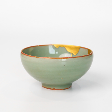古玩陶瓷南宋龍泉窯斂口碗（杯）真品鑒賞圖