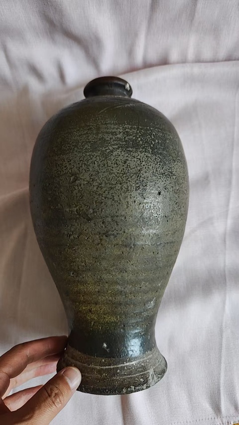 古玩陶瓷黑釉梅瓶真品鑒賞圖