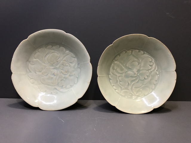 古玩陶瓷南宋湖田窯刻花葵口折腰盤拍賣，當前價格86000元