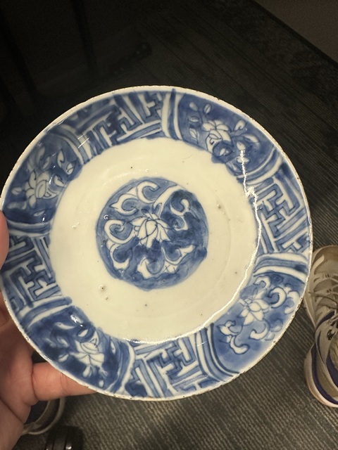 古玩陶瓷青花盤真品鑒賞圖