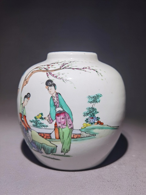 古玩陶瓷民國仕女紋粉彩罐拍賣,當前價格999元