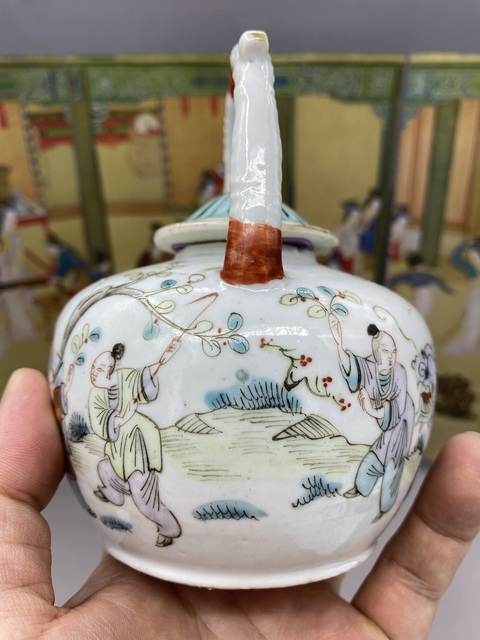古玩陶瓷晚清 粉彩人物故事紋茶壺拍賣,當前價格3000元