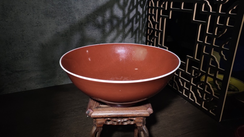 古玩陶瓷清光緒·紅釉碗（官）真品鑒賞圖