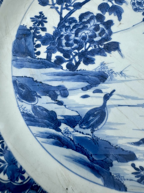 古玩陶瓷青花花鳥紋大盤真品鑒賞圖