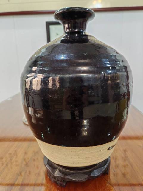 古玩陶瓷明清山西窯口黑釉嘟嚕瓶真品鑒賞圖