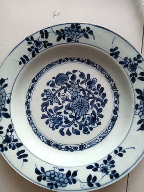 青花花卉紋盤拍賣，當前價格688元