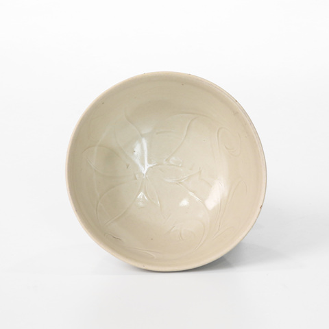 古玩陶瓷定窯刻劃花小碗真品鑒賞圖