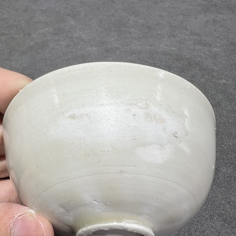 古玩陶瓷定窯刻劃花小碗真品鑒賞圖