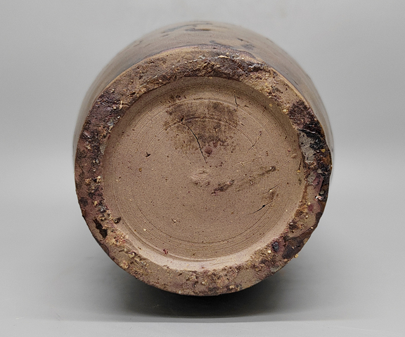 古玩陶瓷茶葉末釉刻水波紋梅瓶真品鑒賞圖