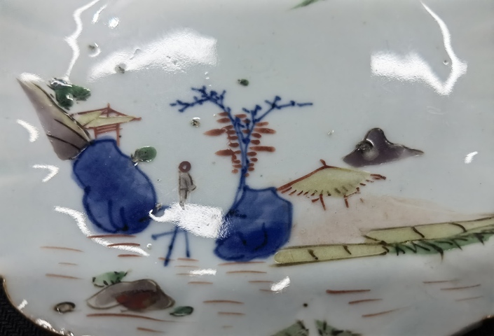 古玩陶瓷明天啟 青花五彩山水紋花口盤真品鑒賞圖