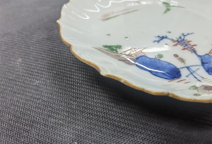 古玩陶瓷明天啟 青花五彩山水紋花口盤真品鑒賞圖