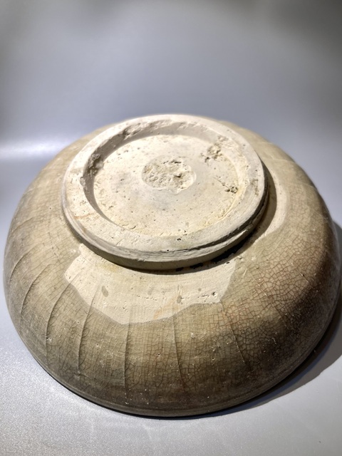古玩陶瓷青白釉印刻花盤真品鑒賞圖