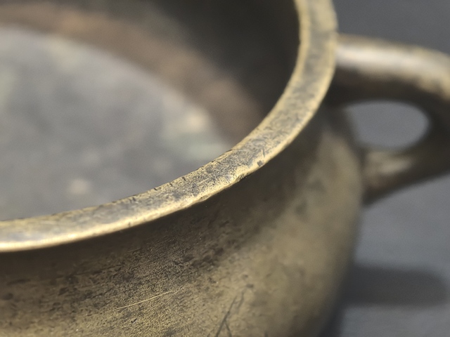 古玩銅器蚰龍耳爐真品鑒賞圖