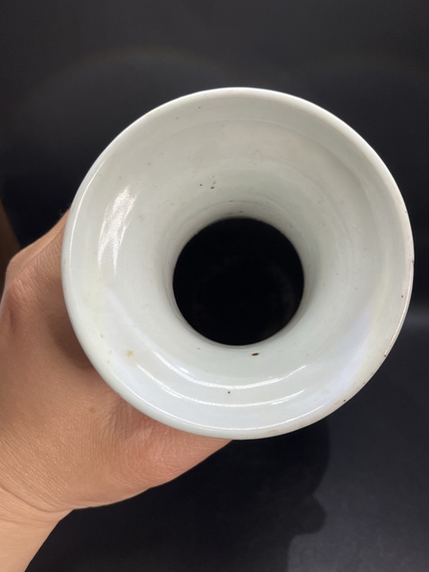 古玩陶瓷豆青釉青花花卉紋雙耳瓶拍賣，當前價格6800元