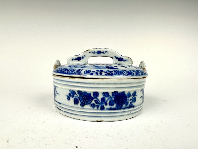 古玩陶瓷清中期·青花松竹梅蓋盒真品鑒賞圖