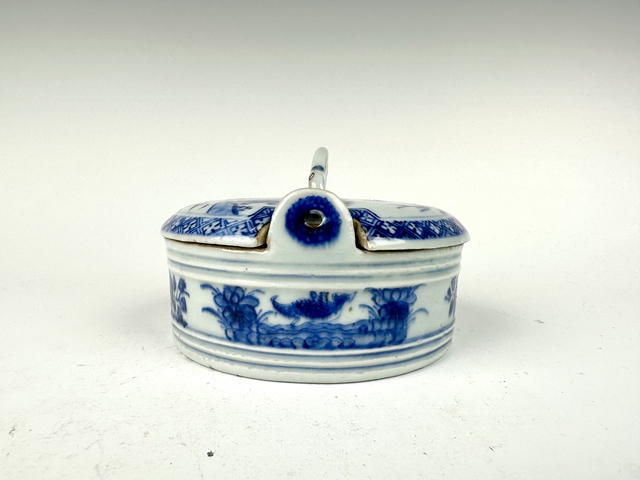 古玩陶瓷清中期·青花松竹梅蓋盒真品鑒賞圖