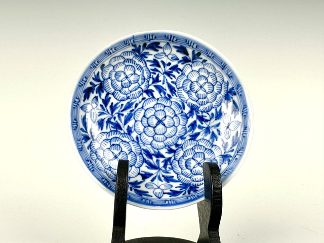 古玩陶瓷清康熙·青花淡描團花杯碟真品鑒賞圖