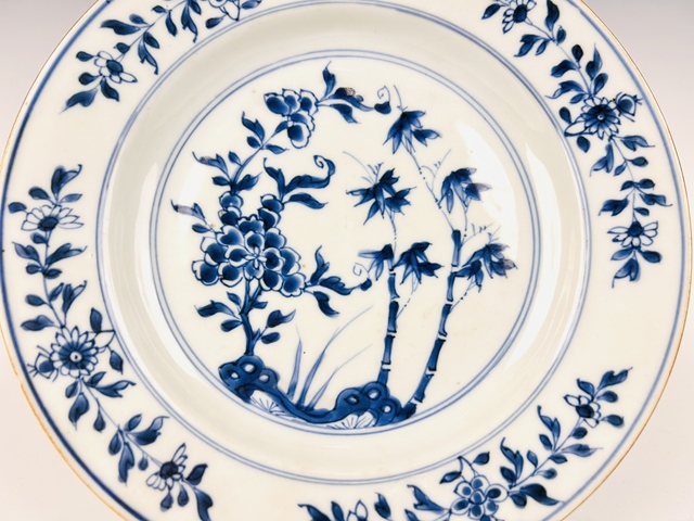 古玩陶瓷清康熙·洞石花卉盤真品鑒賞圖