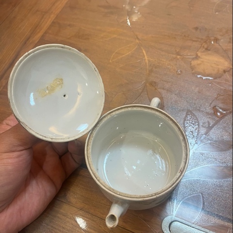 古玩陶瓷花鳥紋粉彩執(zhí)壺拍賣,當(dāng)前價格3800元